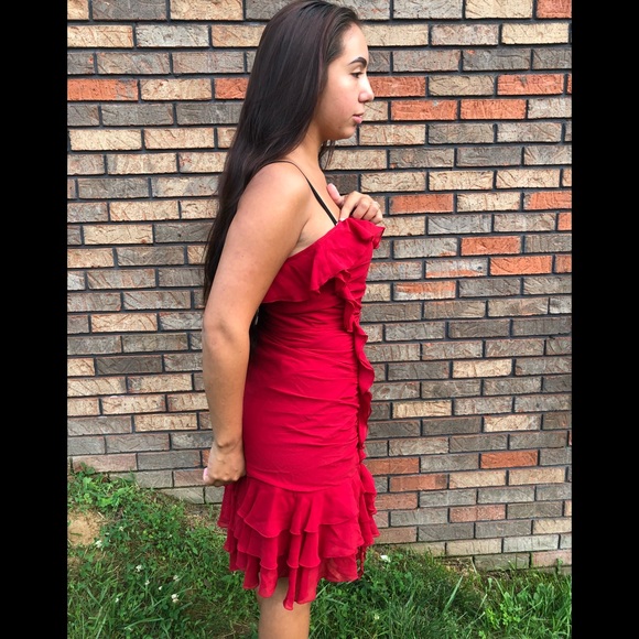 EXPRESS 100% SILK RED SEXY ONE SHOULDER SIZE 8 - Picture 3 of 8